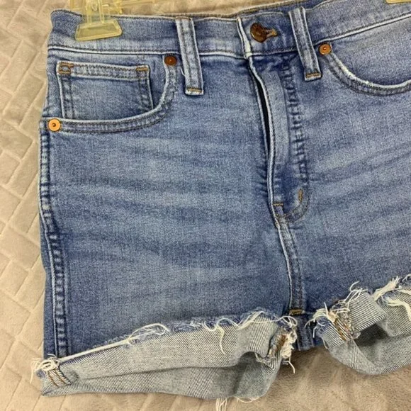 Madewell Womans 24 Denim Jean Shorts Blue Stovepipe Cuffed Fray Light Wash - Picture 2 of 14